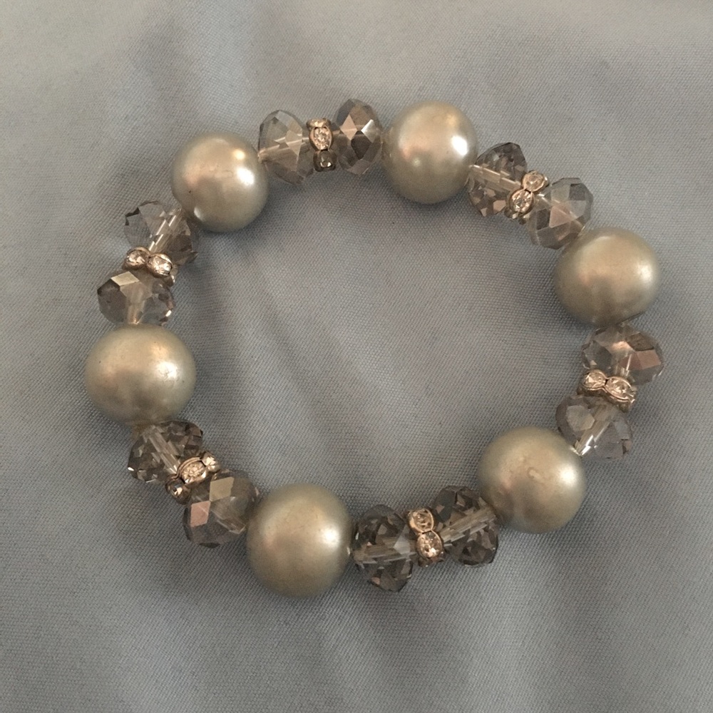 Stretchy beaded bracelet - make an offer!